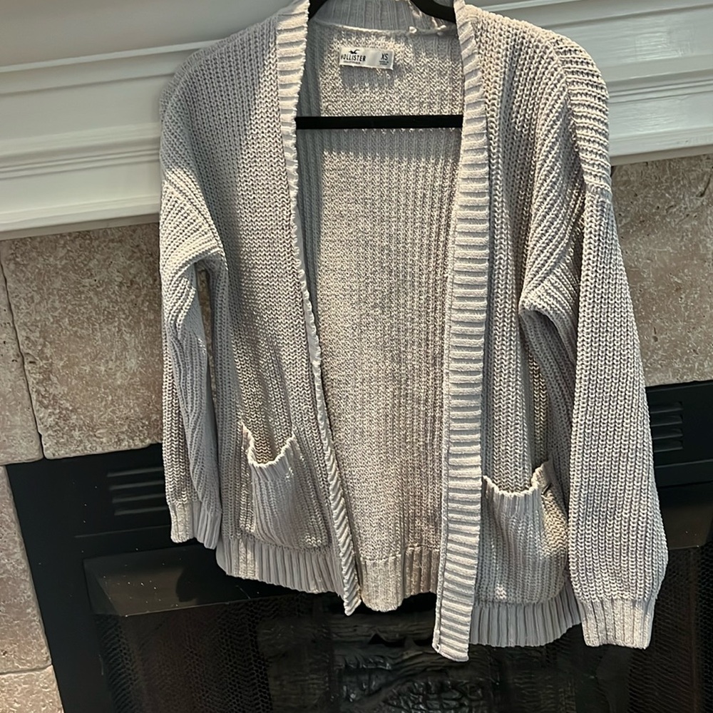 Hollister xs gray cardigan